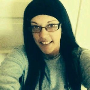 Meet your Posher, Carrie